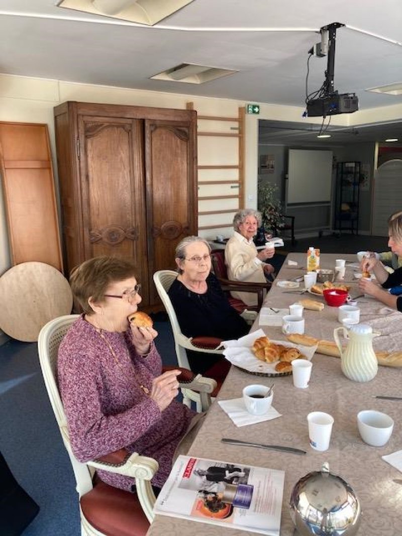 PETIT DEJEUNER THERAPEUTIQUE