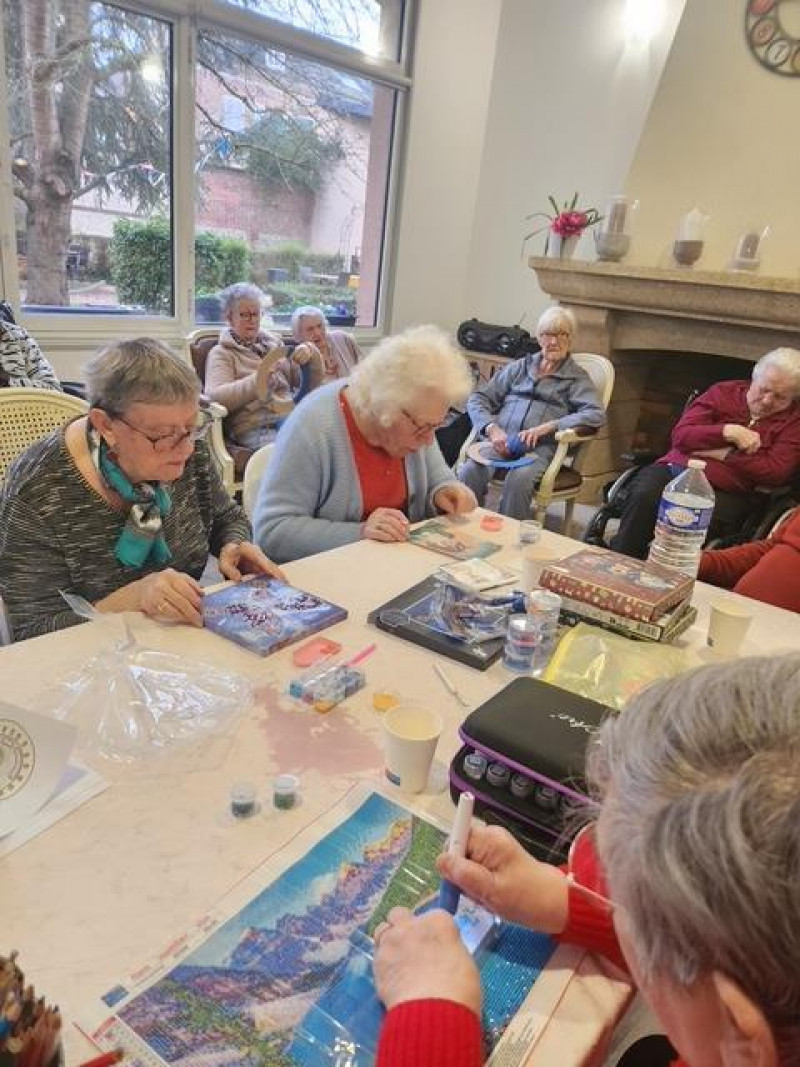 Tricots,  pompons, et Diamond painting !