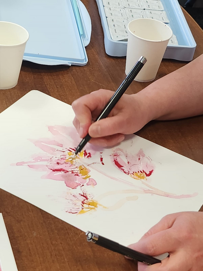 Un atelier peinture original proposé par Nassiba