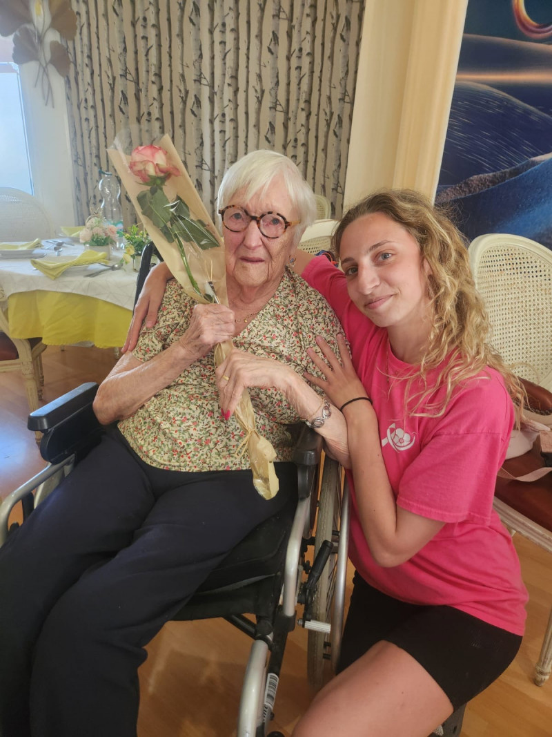 Les anniversaires de mai en musique à la Résidence La Harpe