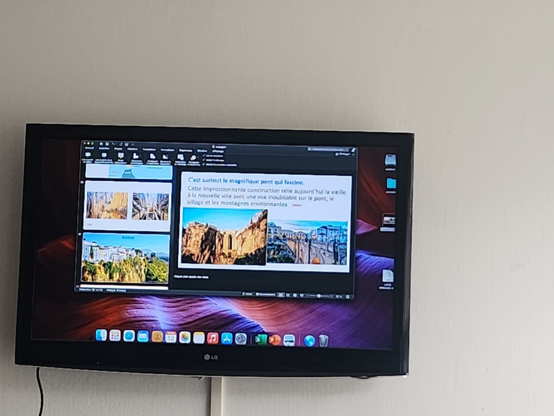 Florence présente un exposé sur l’Espagne